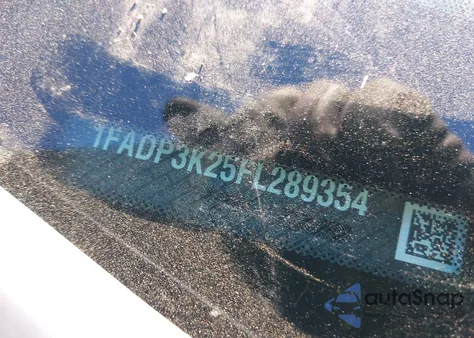 2015 Ford Focus Se z USA, uszkodzony, nr VIN 1FADP3K25FL289354